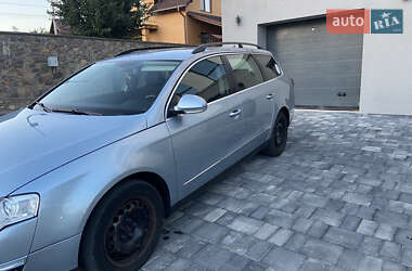 Универсал Volkswagen Passat 2007 в Остроге
