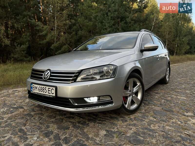 Универсал Volkswagen Passat 2011 в Львове