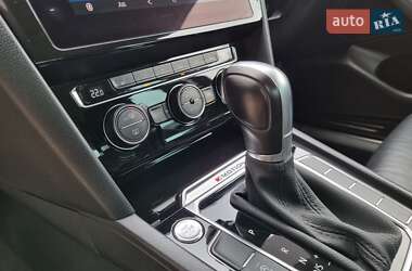 Седан Volkswagen Passat 2018 в 