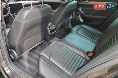 Седан Volkswagen Passat 2018 в 