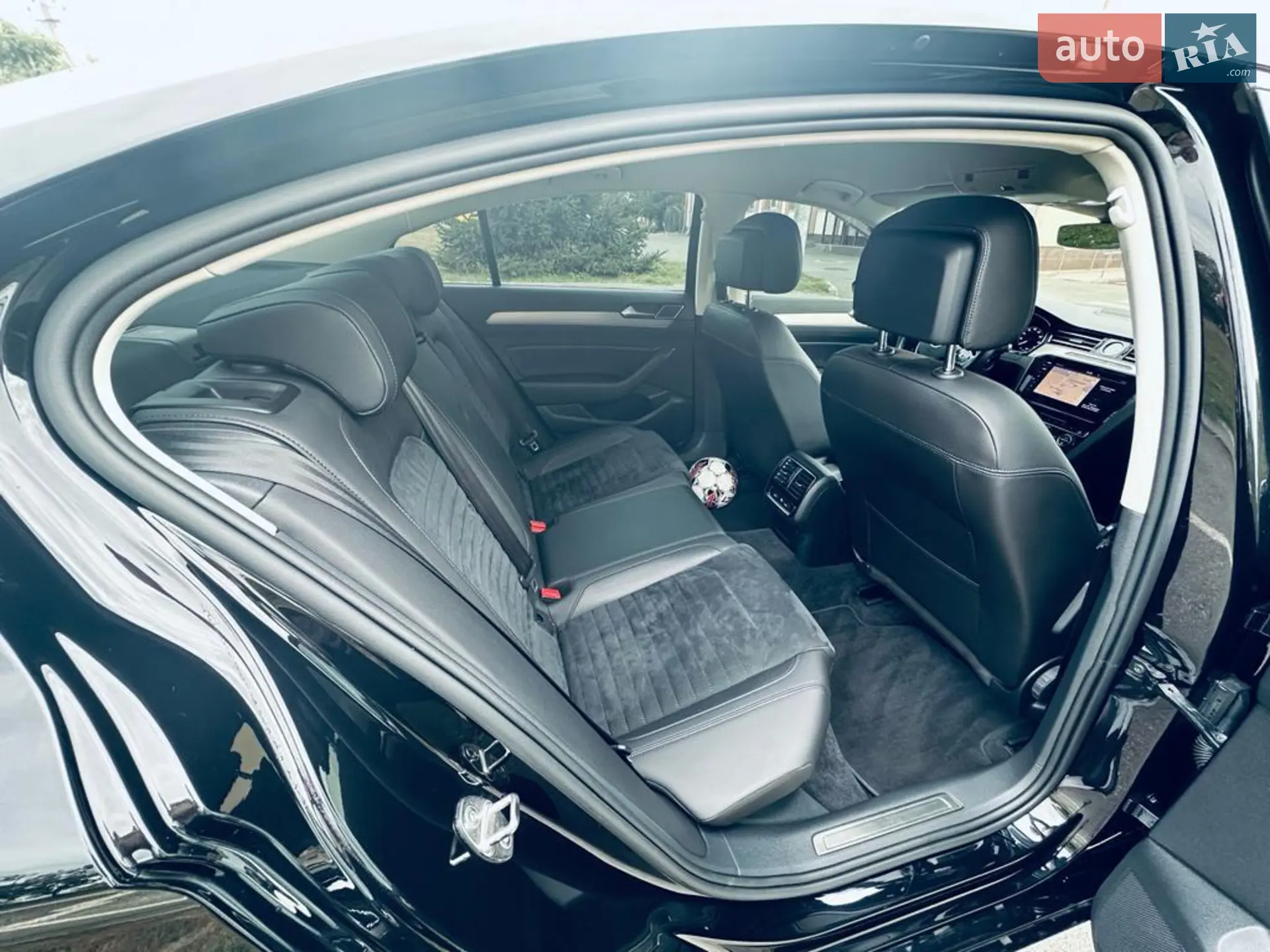 2019 Volkswagen Passat - мініатюра 29