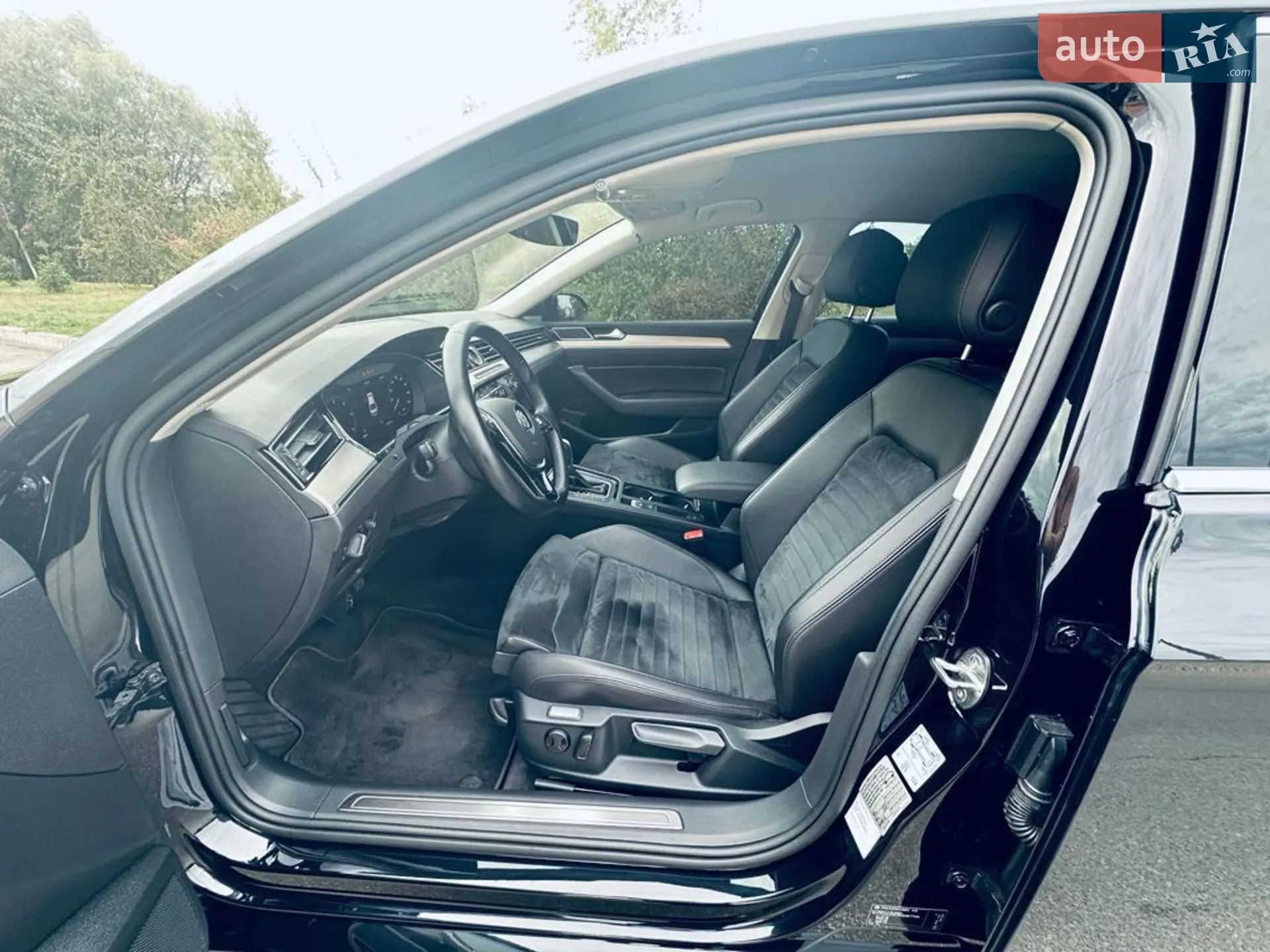 2019 Volkswagen Passat - мініатюра 33