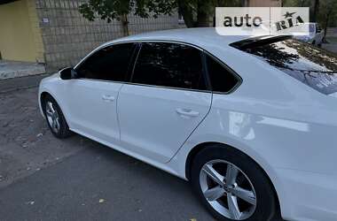Седан Volkswagen Passat 2015 в 