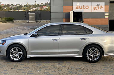 Седан Volkswagen Passat 2014 в 