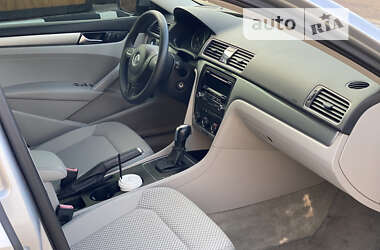 Седан Volkswagen Passat 2014 в 
