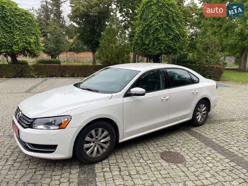 Седан Volkswagen Passat 2015 в 