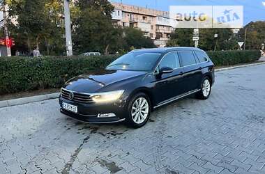 Універсал Volkswagen Passat 2017 в Чернівцях