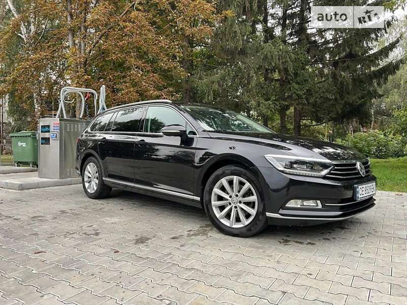 Універсал Volkswagen Passat 2017 в Чернівцях