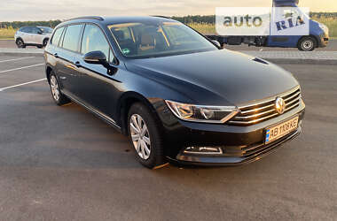 Універсал Volkswagen Passat 2016 в Вінниці