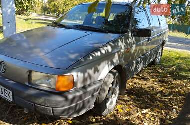 Универсал Volkswagen Passat 1990 в Каменец-Подольском