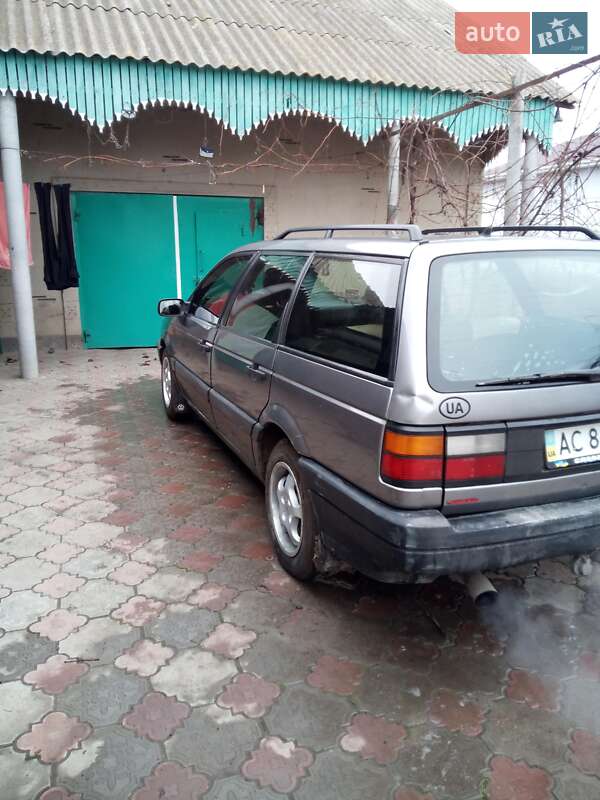 Універсал Volkswagen Passat 1992 в Кілії