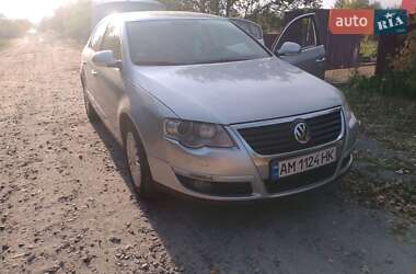 Седан Volkswagen Passat 2008 в Звягеле