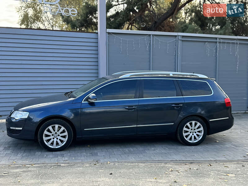 Универсал Volkswagen Passat 2006 в Киеве
