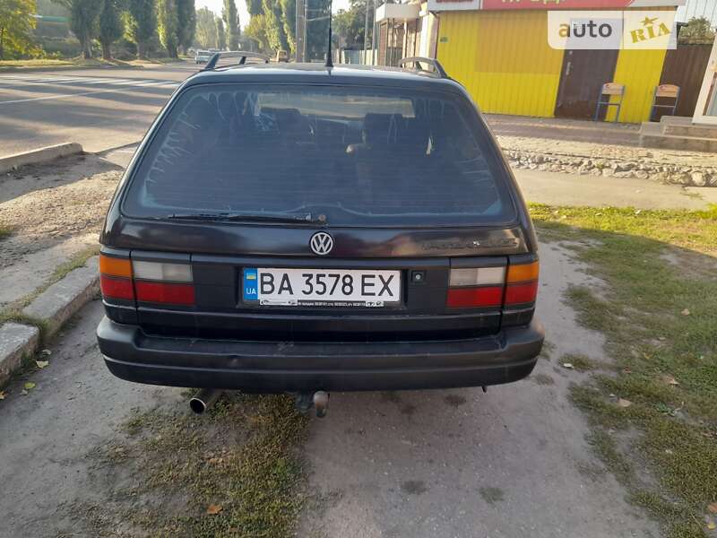 Универсал Volkswagen Passat 1993 в Кропивницком