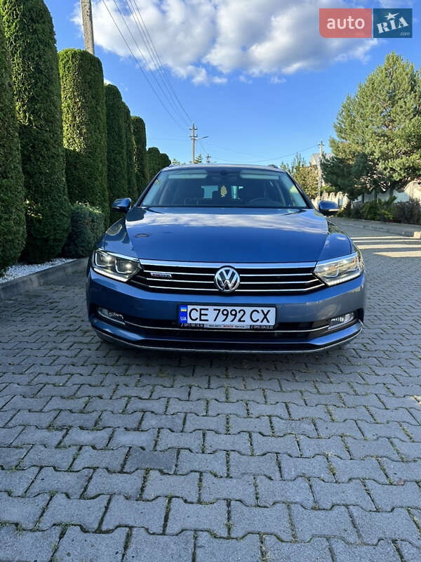 Універсал Volkswagen Passat 2016 в Чернівцях