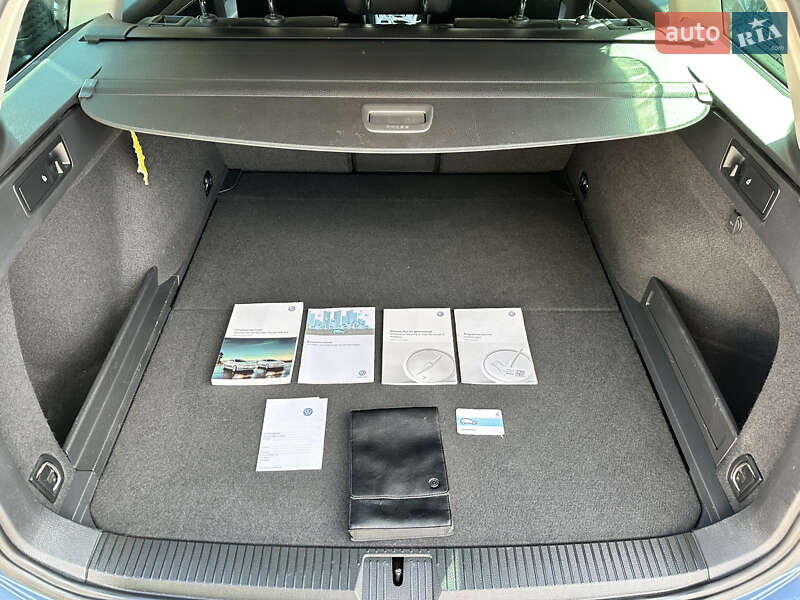 Універсал Volkswagen Passat 2016 в Чернівцях