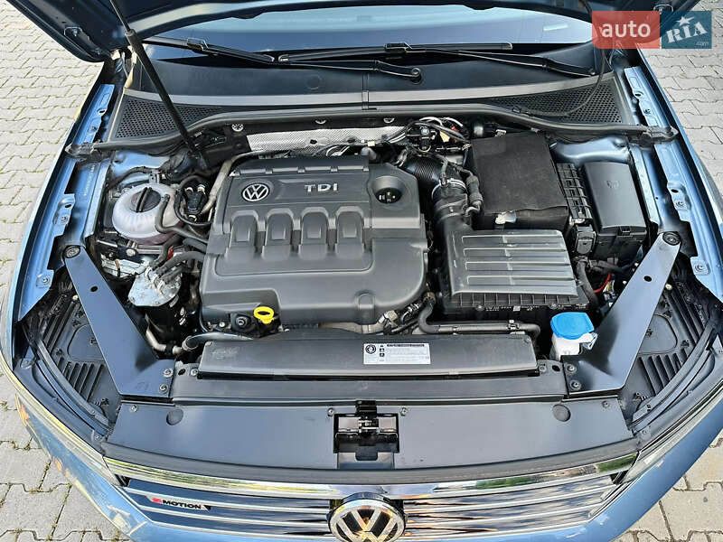 Універсал Volkswagen Passat 2016 в Чернівцях