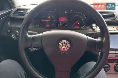 Седан Volkswagen Passat 2006 в Вознесенске