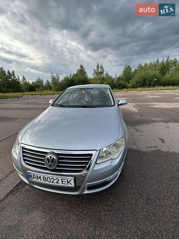 Седан Volkswagen Passat 2007 в Житомире