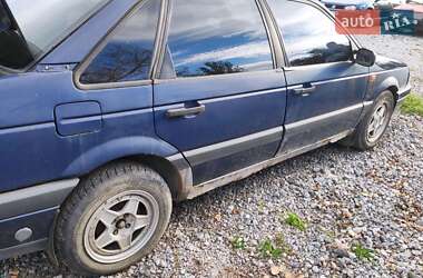 Седан Volkswagen Passat 1991 в Запорожье