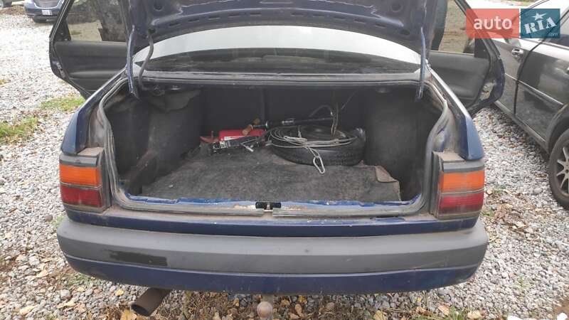Седан Volkswagen Passat 1991 в Запоріжжі