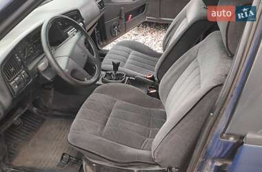 Седан Volkswagen Passat 1991 в Запорожье