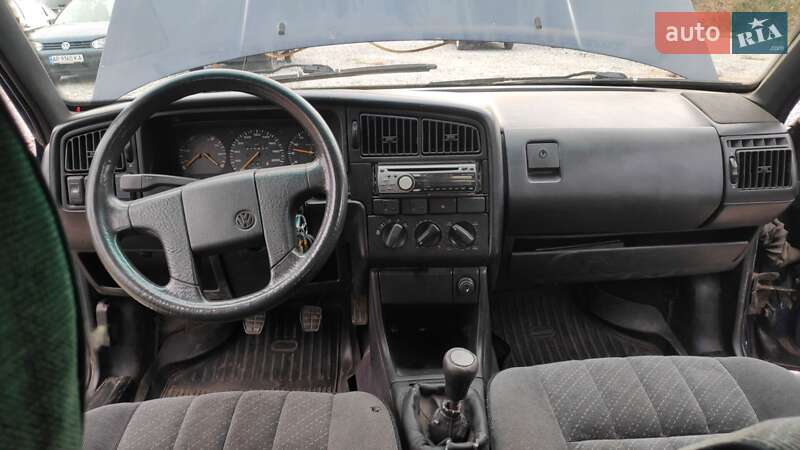 Седан Volkswagen Passat 1991 в Запоріжжі