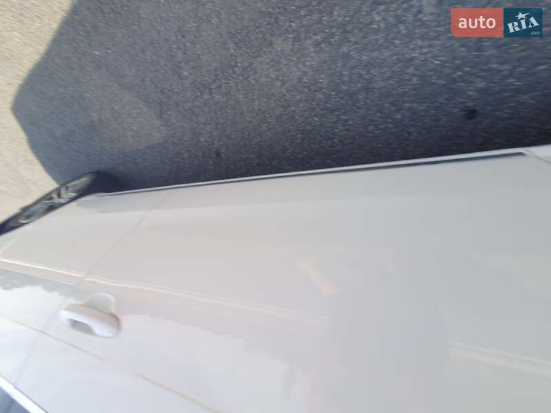 Седан Volkswagen Passat 2013 в Тальном