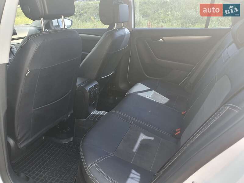 Седан Volkswagen Passat 2013 в Тальном