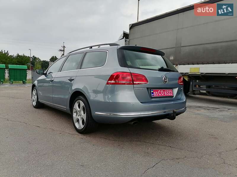 Універсал Volkswagen Passat 2011 в Києві