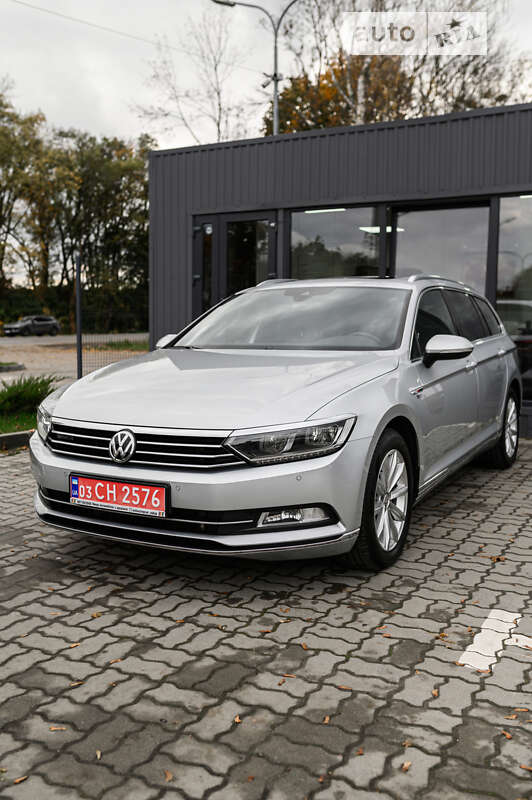 Універсал Volkswagen Passat 2018 в Львові