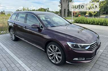 Универсал Volkswagen Passat 2016 в Ровно