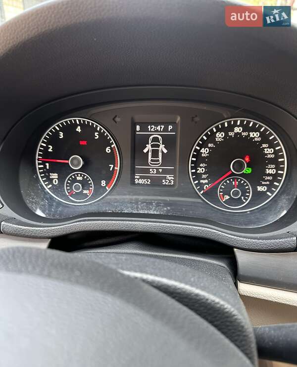 Седан Volkswagen Passat 2013 в Корсуне-Шевченковском фото 10 Седан Volkswagen Passat 2013 в Корсуне-Шевченковском