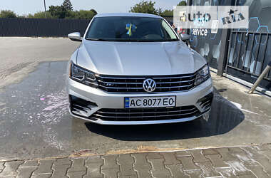 Седан Volkswagen Passat 2017 в Лановцах