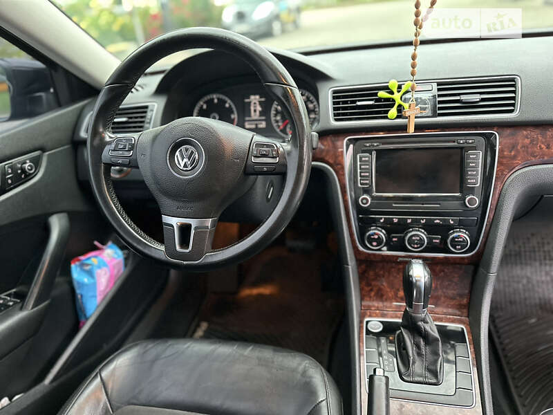 Седан Volkswagen Passat 2012 в Ивано-Франковске фото 11 Седан Volkswagen Passat 2012 в Ивано-Франковске