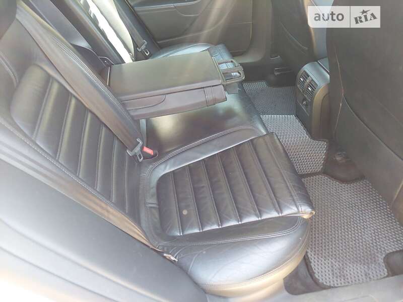 Універсал Volkswagen Passat 2009 в Одесі