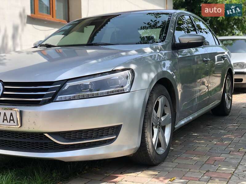 Седан Volkswagen Passat 2014 в Ружині