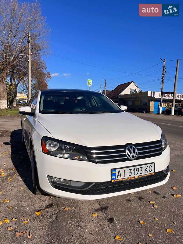 Седан Volkswagen Passat 2013 в Києві