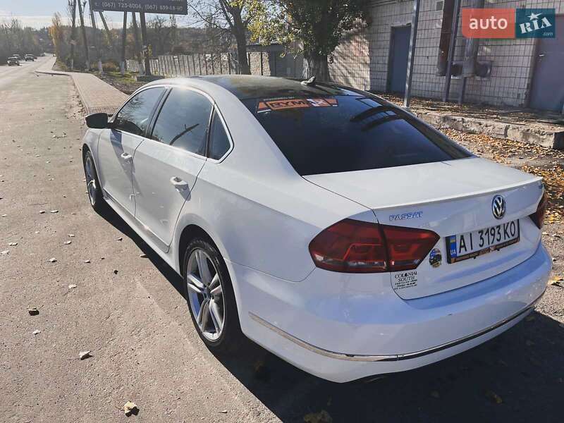 Седан Volkswagen Passat 2013 в Києві