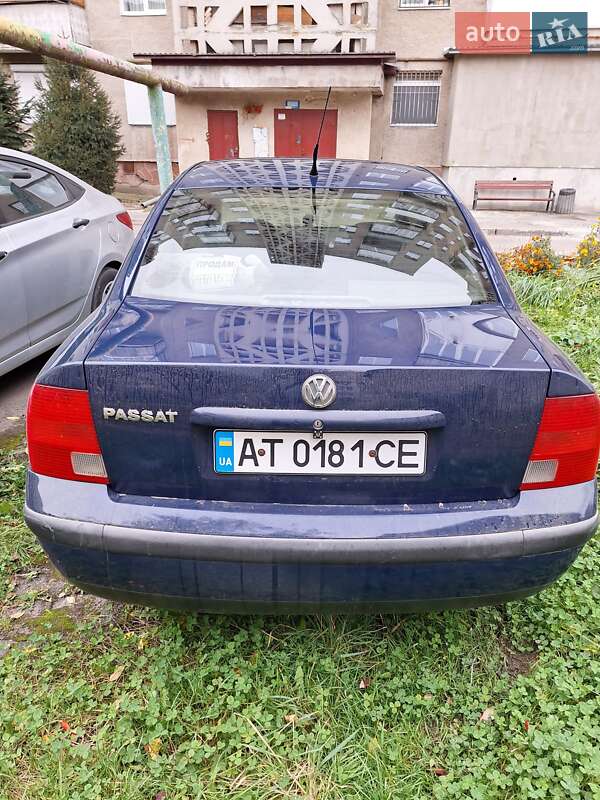 Седан Volkswagen Passat 1998 в Калуші