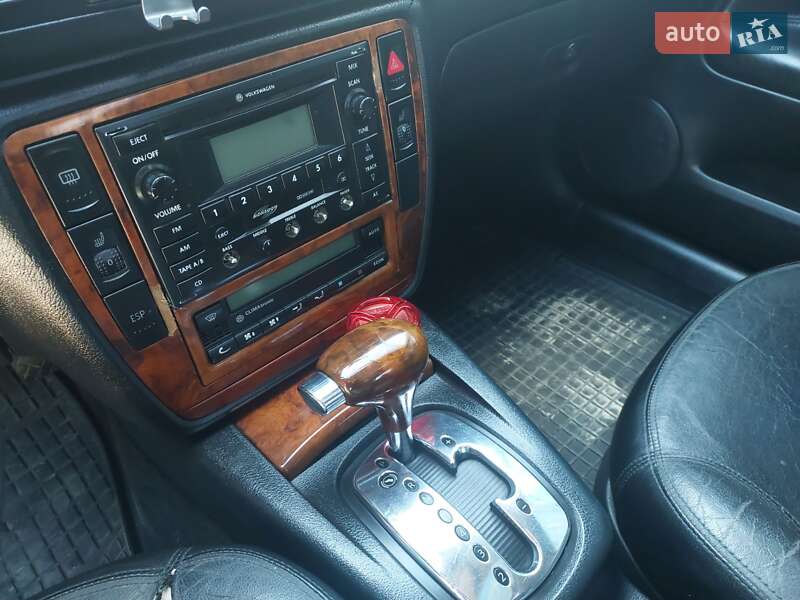 Седан Volkswagen Passat 2003 в Сосницях
