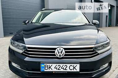 Универсал Volkswagen Passat 2016 в Здолбунове