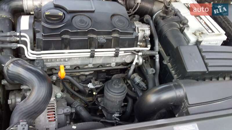 Универсал Volkswagen Passat 2006 в Черновцах