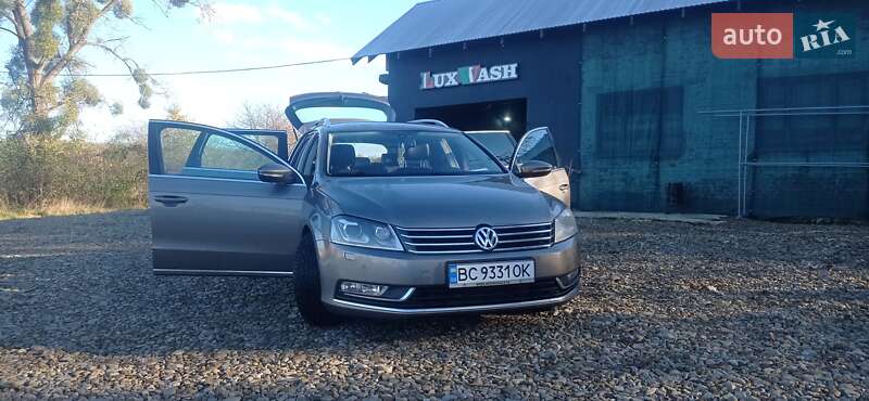 Універсал Volkswagen Passat 2011 в Стрию