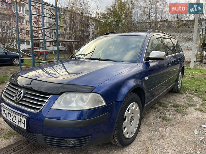Универсал Volkswagen Passat 2003 в Житомире