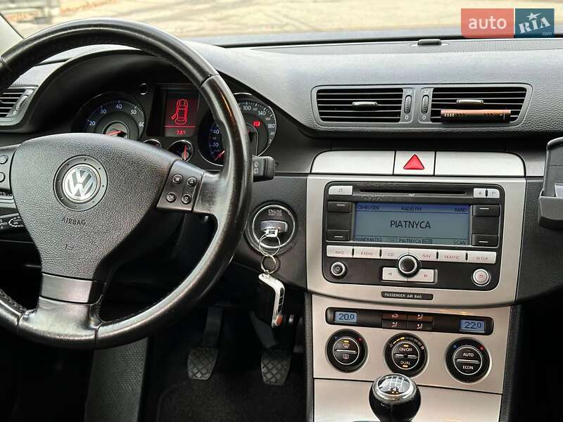Універсал Volkswagen Passat 2007 в Києві