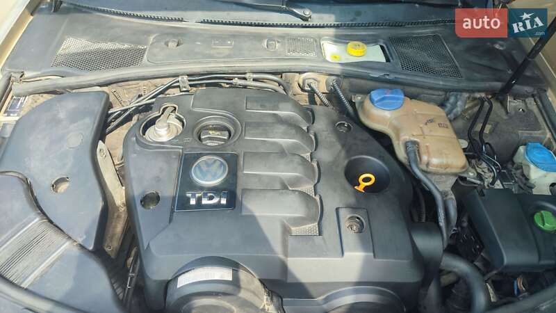 Універсал Volkswagen Passat 2003 в Краматорську