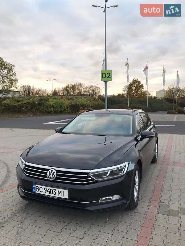 Универсал Volkswagen Passat 2015 в Львове
