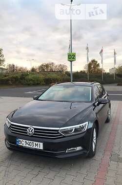 Универсал Volkswagen Passat 2015 в Львове