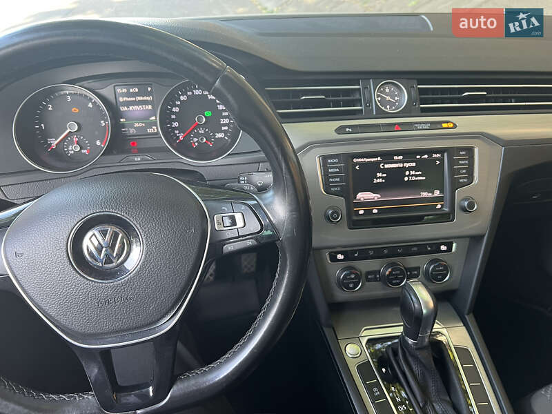 Універсал Volkswagen Passat 2016 в Києві
